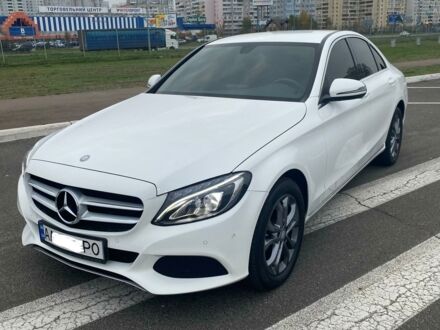 Білий Мерседес Ц-Клас, об'ємом двигуна 2 л та пробігом 31 тис. км за 35500 $, фото 1 на Automoto.ua