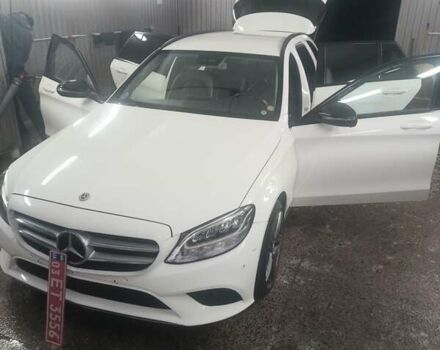 Білий Мерседес Ц-Клас, об'ємом двигуна 2 л та пробігом 211 тис. км за 17200 $, фото 1 на Automoto.ua