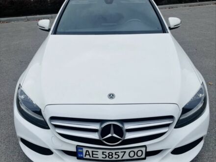 Білий Мерседес Ц-Клас, об'ємом двигуна 2 л та пробігом 127 тис. км за 22500 $, фото 1 на Automoto.ua