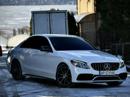 Белый Мерседес Ц-Класс, объемом двигателя 2 л и пробегом 114 тыс. км за 27900 $, фото 1 на Automoto.ua