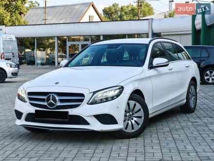 Мерседес Ц-Клас 2019 у Дніпро (Дніпропетровську) на Automoto.ua Білий Мерседес Ц-Клас, об'ємом двигуна 1.6 л та пробігом 242 тис. км за 17800 $, фото 1 на Automoto.ua