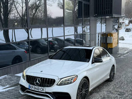 Білий Мерседес Ц-Клас, об'ємом двигуна 1.99 л та пробігом 114 тис. км за 27500 $, фото 1 на Automoto.ua