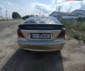 Бежевый Мерседес Ц-Класс, объемом двигателя 1.8 л и пробегом 275 тыс. км за 4600 $, фото 3 на Automoto.ua