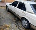Бежевий Мерседес Ц-Клас, об'ємом двигуна 2 л та пробігом 0 тис. км за 2000 $, фото 3 на Automoto.ua
