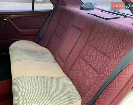 Бежевый Мерседес Ц-Класс, объемом двигателя 1.8 л и пробегом 381 тыс. км за 3650 $, фото 12 на Automoto.ua