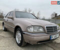 Бежевый Мерседес Ц-Класс, объемом двигателя 1.8 л и пробегом 381 тыс. км за 3650 $, фото 3 на Automoto.ua