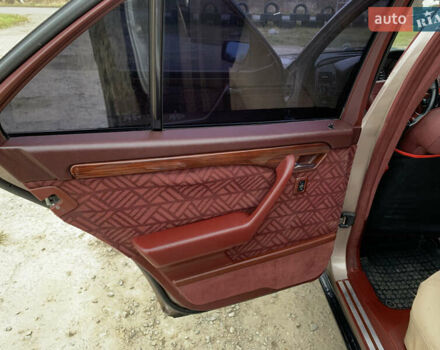 Бежевый Мерседес Ц-Класс, объемом двигателя 1.8 л и пробегом 381 тыс. км за 3650 $, фото 11 на Automoto.ua