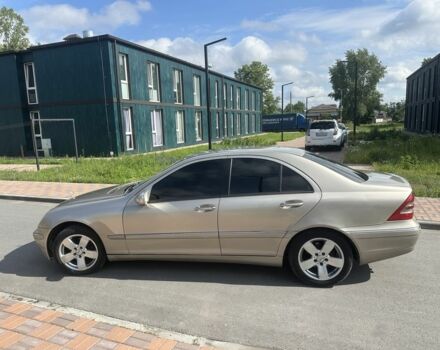 Бежевий Мерседес Ц-Клас, об'ємом двигуна 1.8 л та пробігом 247 тис. км за 4299 $, фото 3 на Automoto.ua