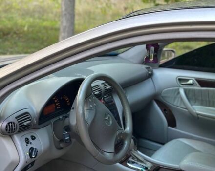 Бежевый Мерседес Ц-Класс, объемом двигателя 1.8 л и пробегом 248 тыс. км за 3749 $, фото 6 на Automoto.ua