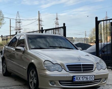 Бежевий Мерседес Ц-Клас, об'ємом двигуна 1.8 л та пробігом 240 тис. км за 4100 $, фото 3 на Automoto.ua