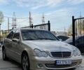 Бежевий Мерседес Ц-Клас, об'ємом двигуна 1.8 л та пробігом 240 тис. км за 4100 $, фото 2 на Automoto.ua