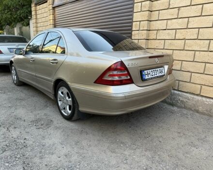 Бежевый Мерседес Ц-Класс, объемом двигателя 1.8 л и пробегом 250 тыс. км за 4500 $, фото 3 на Automoto.ua
