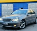 Бежевый Мерседес Ц-Класс, объемом двигателя 1.8 л и пробегом 280 тыс. км за 6500 $, фото 1 на Automoto.ua
