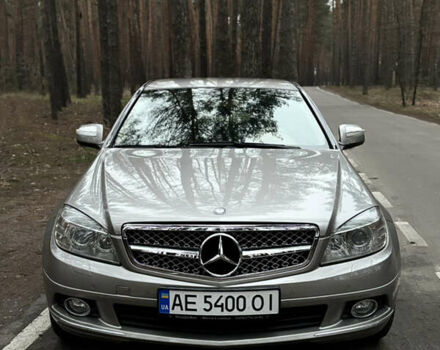 Бежевий Мерседес Ц-Клас, об'ємом двигуна 1.8 л та пробігом 183 тис. км за 9800 $, фото 1 на Automoto.ua