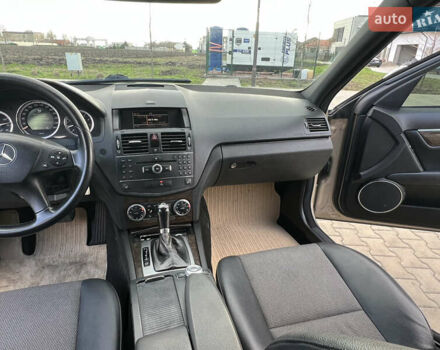 Бежевый Мерседес Ц-Класс, объемом двигателя 1.8 л и пробегом 182 тыс. км за 7800 $, фото 10 на Automoto.ua