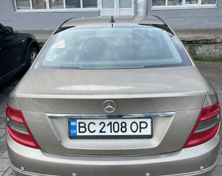 Бежевий Мерседес Ц-Клас, об'ємом двигуна 1.8 л та пробігом 155 тис. км за 7500 $, фото 2 на Automoto.ua