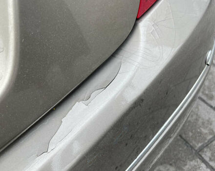 Бежевий Мерседес Ц-Клас, об'ємом двигуна 1.8 л та пробігом 155 тис. км за 7500 $, фото 13 на Automoto.ua