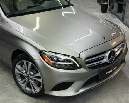 Бежевый Мерседес Ц-Класс, объемом двигателя 2 л и пробегом 60 тыс. км за 28900 $, фото 1 на Automoto.ua