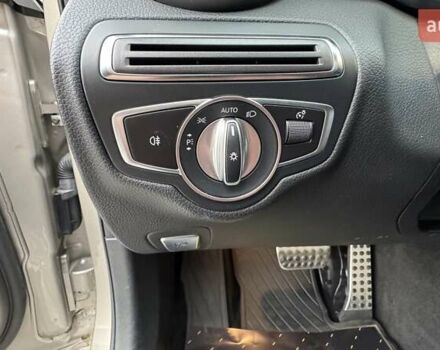 Бежевий Мерседес Ц-Клас, об'ємом двигуна 1.99 л та пробігом 38 тис. км за 33500 $, фото 32 на Automoto.ua