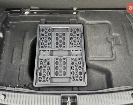 Бежевий Мерседес Ц-Клас, об'ємом двигуна 1.99 л та пробігом 38 тис. км за 33500 $, фото 38 на Automoto.ua