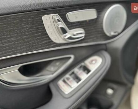 Бежевий Мерседес Ц-Клас, об'ємом двигуна 1.99 л та пробігом 38 тис. км за 33500 $, фото 25 на Automoto.ua