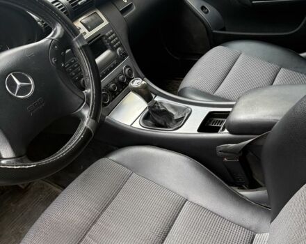 Бежевый Мерседес Ц-Класс, объемом двигателя 2.2 л и пробегом 40 тыс. км за 3200 $, фото 7 на Automoto.ua