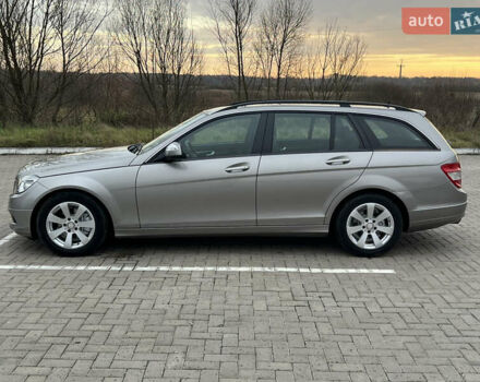 Бежевий Мерседес Ц-Клас, об'ємом двигуна 1.8 л та пробігом 204 тис. км за 8200 $, фото 1 на Automoto.ua