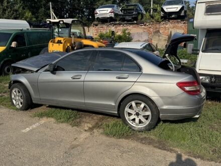 Мерседес Ц-Клас 2008 у Умани на Automoto.ua Бежевий Мерседес Ц-Клас, об'ємом двигуна 2.2 л та пробігом 100 тис. км за 2600 $, фото 1 на Automoto.ua