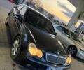 Черный Мерседес Ц-Класс, объемом двигателя 2.2 л и пробегом 1 тыс. км за 2200 $, фото 1 на Automoto.ua