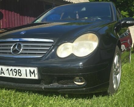 Чорний Мерседес Ц-Клас, об'ємом двигуна 2 л та пробігом 3 тис. км за 3500 $, фото 3 на Automoto.ua