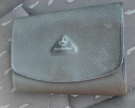 Чорний Мерседес Ц-Клас, об'ємом двигуна 2 л та пробігом 3 тис. км за 3500 $, фото 5 на Automoto.ua