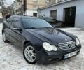 Чорний Мерседес Ц-Клас, об'ємом двигуна 2 л та пробігом 258 тис. км за 3700 $, фото 1 на Automoto.ua