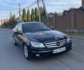 Черный Мерседес Ц-Класс, объемом двигателя 2.1 л и пробегом 179 тыс. км за 7400 $, фото 2 на Automoto.ua