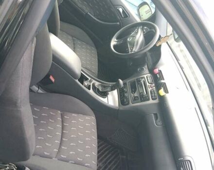 Черный Мерседес Ц-Класс, объемом двигателя 1.8 л и пробегом 350 тыс. км за 5000 $, фото 8 на Automoto.ua