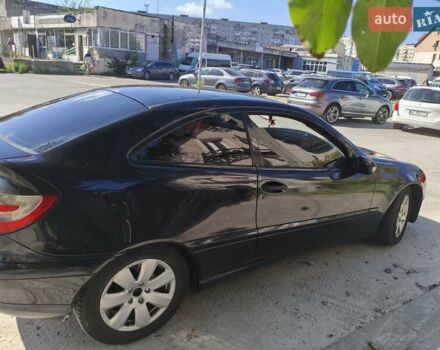Черный Мерседес Ц-Класс, объемом двигателя 2.1 л и пробегом 480 тыс. км за 4200 $, фото 1 на Automoto.ua