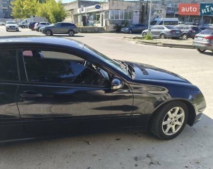 Черный Мерседес Ц-Класс, объемом двигателя 2.1 л и пробегом 480 тыс. км за 4200 $, фото 8 на Automoto.ua