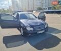 Черный Мерседес Ц-Класс, объемом двигателя 2.2 л и пробегом 347 тыс. км за 4000 $, фото 3 на Automoto.ua
