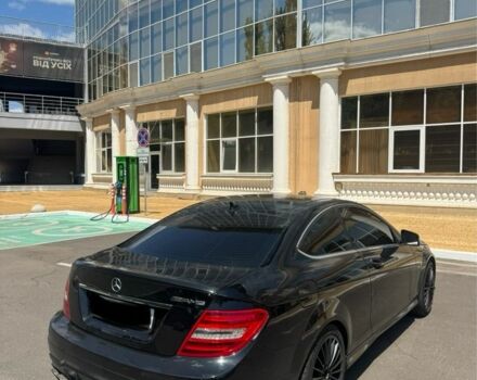 Черный Мерседес Ц-Класс, объемом двигателя 1.8 л и пробегом 90 тыс. км за 5700 $, фото 3 на Automoto.ua