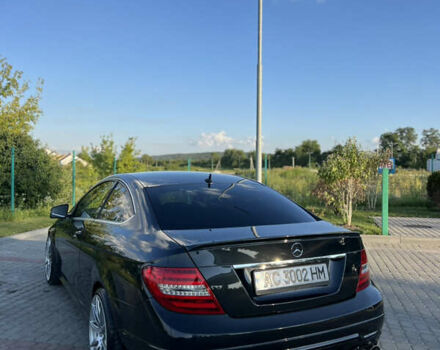 Чорний Мерседес Ц-Клас, об'ємом двигуна 2.14 л та пробігом 102 тис. км за 15600 $, фото 7 на Automoto.ua