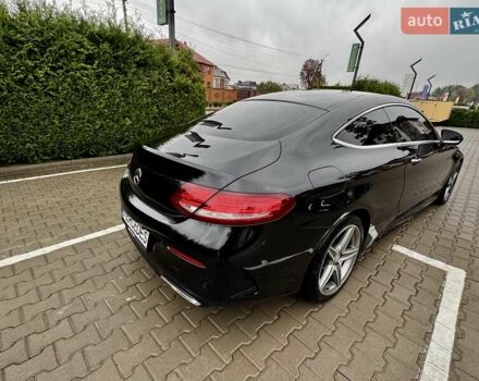 Черный Мерседес Ц-Класс, объемом двигателя 2.14 л и пробегом 91 тыс. км за 21900 $, фото 9 на Automoto.ua