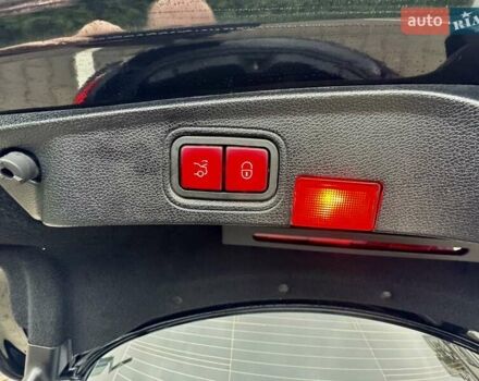 Черный Мерседес Ц-Класс, объемом двигателя 2.14 л и пробегом 91 тыс. км за 21900 $, фото 18 на Automoto.ua