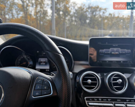 Черный Мерседес Ц-Класс, объемом двигателя 1.99 л и пробегом 127 тыс. км за 25800 $, фото 6 на Automoto.ua