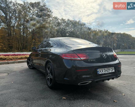 Черный Мерседес Ц-Класс, объемом двигателя 1.99 л и пробегом 127 тыс. км за 25800 $, фото 15 на Automoto.ua