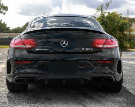 Черный Мерседес Ц-Класс, объемом двигателя 4 л и пробегом 36 тыс. км за 30000 $, фото 5 на Automoto.ua