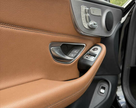 Черный Мерседес Ц-Класс, объемом двигателя 2 л и пробегом 75 тыс. км за 25500 $, фото 10 на Automoto.ua