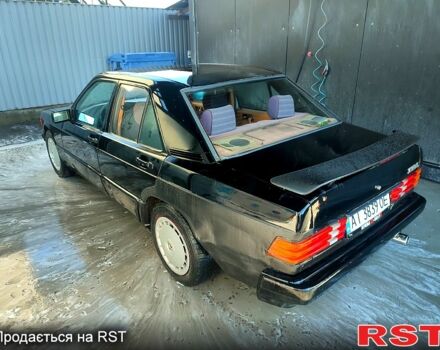 Чорний Мерседес Ц-Клас, об'ємом двигуна 2 л та пробігом 0 тис. км за 1850 $, фото 2 на Automoto.ua