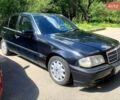 Черный Мерседес Ц-Класс, объемом двигателя 1.8 л и пробегом 388 тыс. км за 2000 $, фото 7 на Automoto.ua