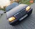 Черный Мерседес Ц-Класс, объемом двигателя 1.8 л и пробегом 293 тыс. км за 1700 $, фото 18 на Automoto.ua