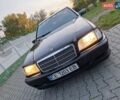 Черный Мерседес Ц-Класс, объемом двигателя 1.8 л и пробегом 293 тыс. км за 1700 $, фото 19 на Automoto.ua