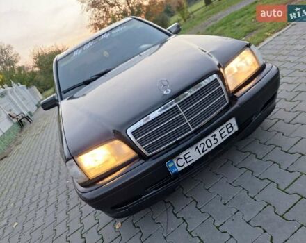 Чорний Мерседес Ц-Клас, об'ємом двигуна 1.8 л та пробігом 293 тис. км за 1550 $, фото 16 на Automoto.ua